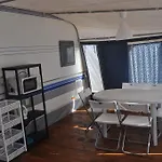 Nowoczesne Przyczepy Kempingowe Royal-camp Camping *