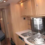 Nowoczesne Przyczepy Kempingowe Royal-camp Campingplads *