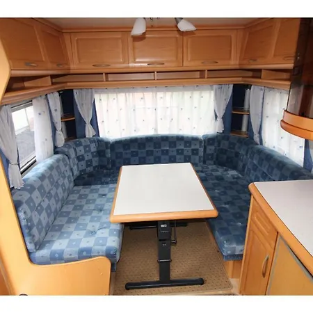 Nowoczesne Przyczepy Kempingowe Royal-camp * Chałupy