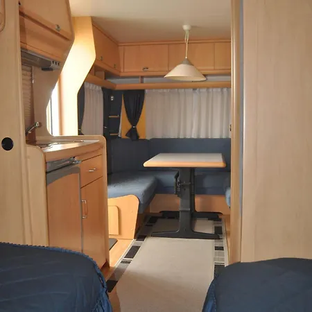 Nowoczesne Przyczepy Kempingowe Royal-camp Campingplads *