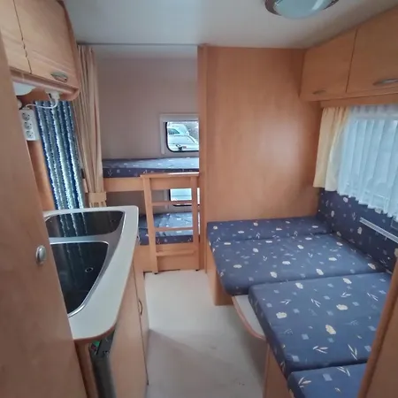 Nowoczesne Przyczepy Kempingowe Royal-camp Chałupy