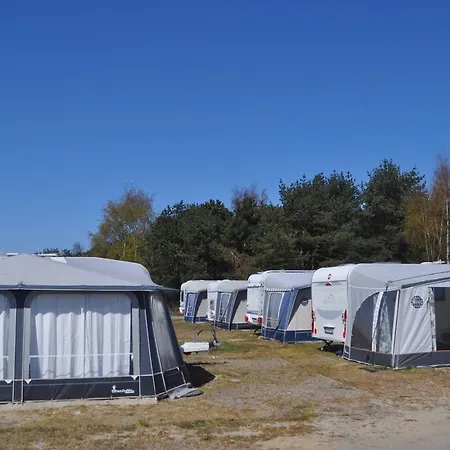 Nowoczesne Przyczepy Kempingowe Royal-camp Campingplatz