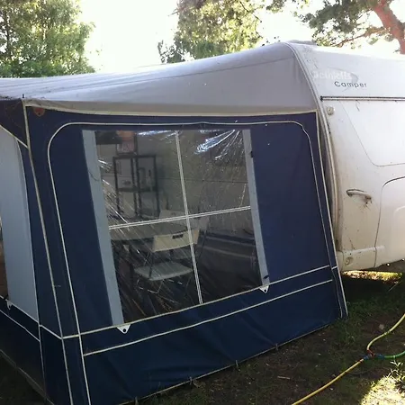 Nowoczesne Przyczepy Kempingowe Royal-camp Campingplads *