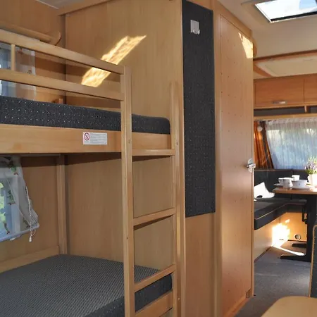 Nowoczesne Przyczepy Kempingowe Royal-camp Chałupy