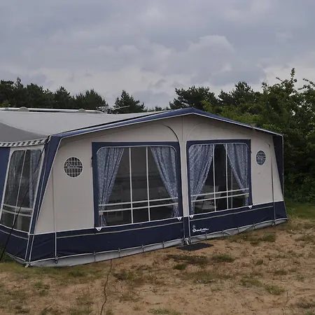 Campingplads Nowoczesne Przyczepy Kempingowe Royal-camp Chałupy