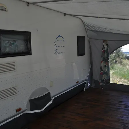 Nowoczesne Przyczepy Kempingowe Royal-camp