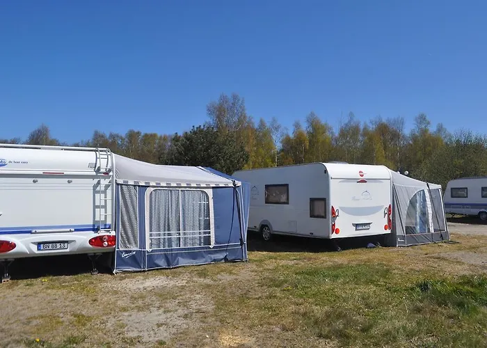 Nowoczesne Przyczepy Kempingowe Royal-camp Camping Chałupy