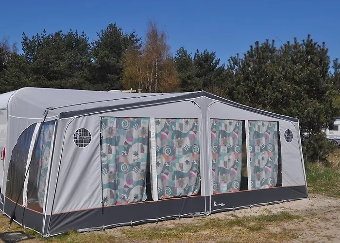 Nowoczesne Przyczepy Kempingowe Royal-camp * Chałupy