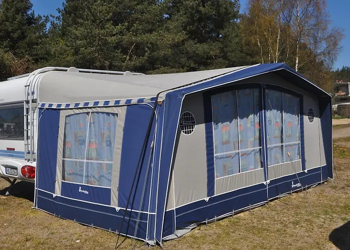 Kemping Nowoczesne Przyczepy Kempingowe Royal-camp Chałupy