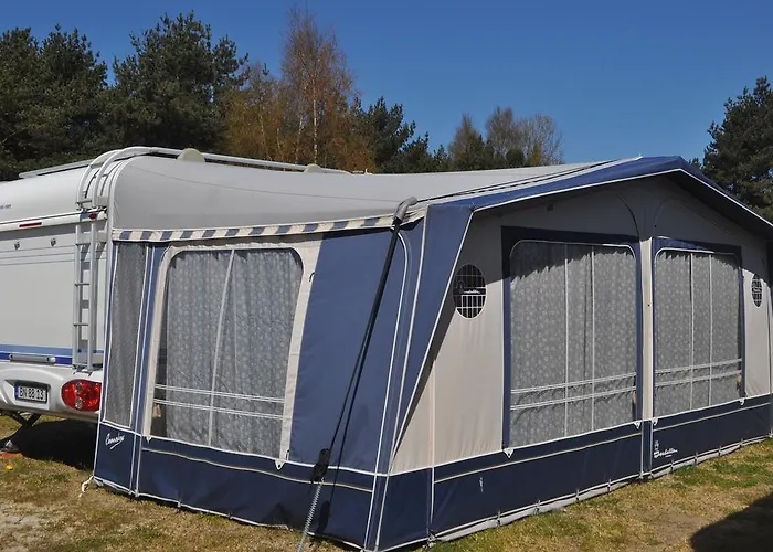 Nowoczesne Przyczepy Kempingowe Royal-camp * Chałupy