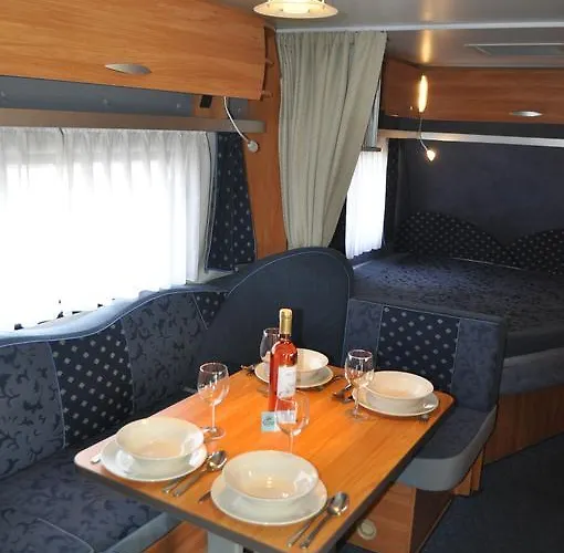 Nowoczesne Przyczepy Kempingowe Royal-camp Camping *