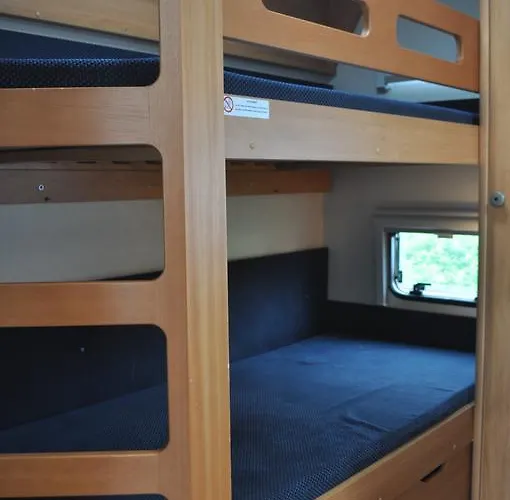 Nowoczesne Przyczepy Kempingowe Royal-camp Camping