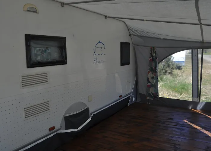 Nowoczesne Przyczepy Kempingowe Royal-camp