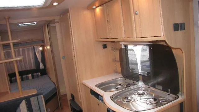 Nowoczesne Przyczepy Kempingowe Royal-camp Kemping *