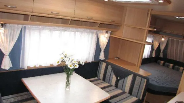 Camping Nowoczesne Przyczepy Kempingowe Royal-camp *